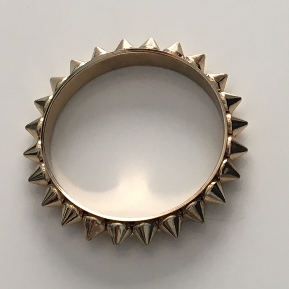 Gold Spike bracelet - Picture 2 of 2